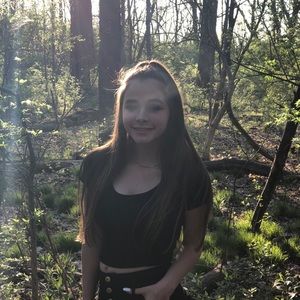 Meet your Posher, Deonna